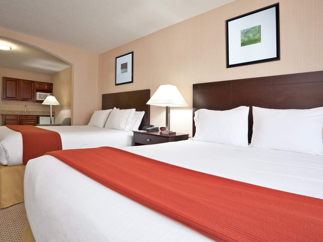 Holiday Inn Express & Suites Dayton North - Tipp City by IHG主图
