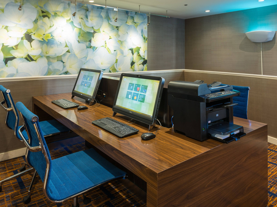 Courtyard by Marriott Chicago Wood Dale/Itasca主图