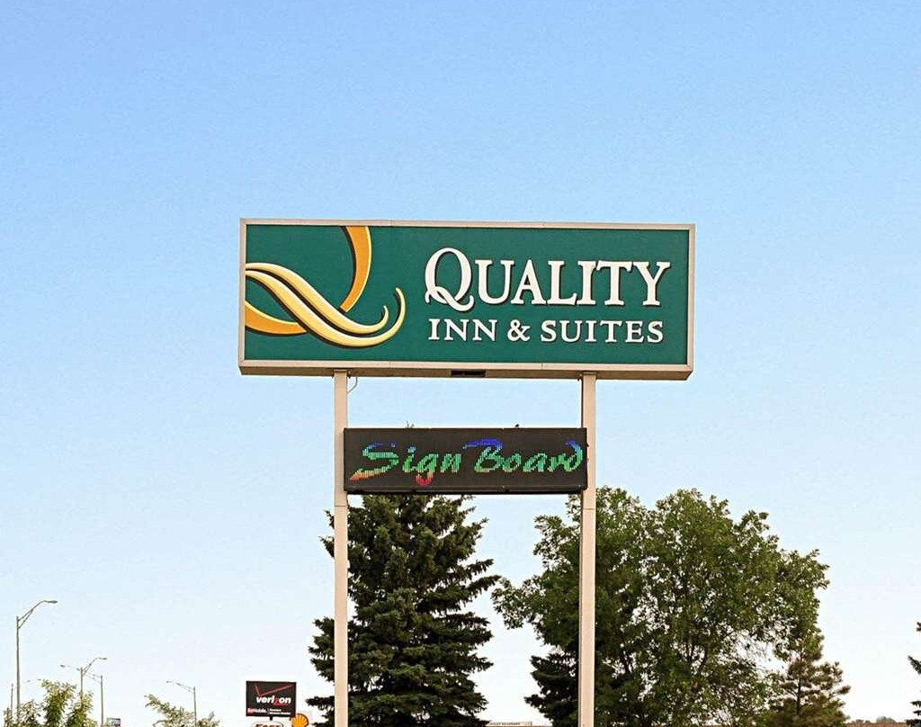 Baymont by Wyndham Jamestown Conference Center & Water Park主图