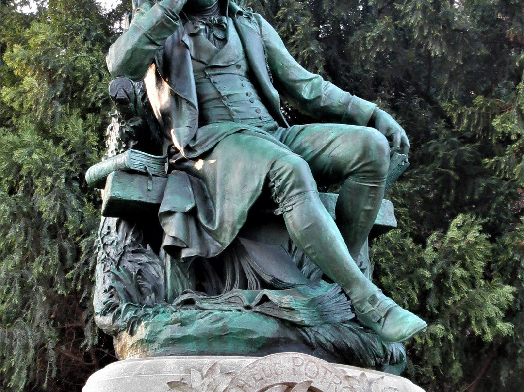 Statue de Bernardin de Saint Pierre景点图片