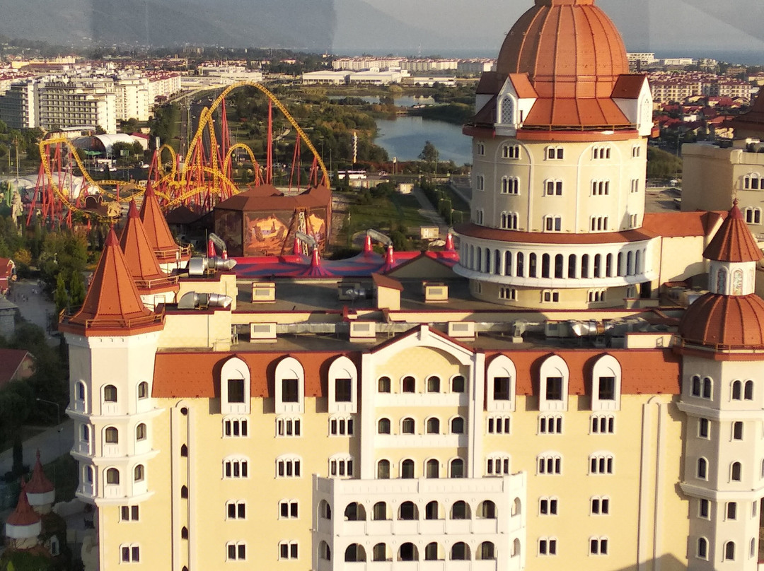 Bogatyr Hotel — Includes Sochi Park Tickets主图
