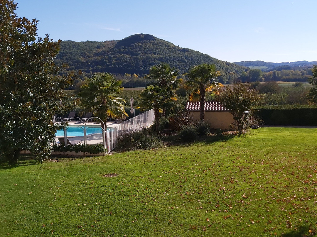 雷德庞当斯德蒙雷库酒店主图