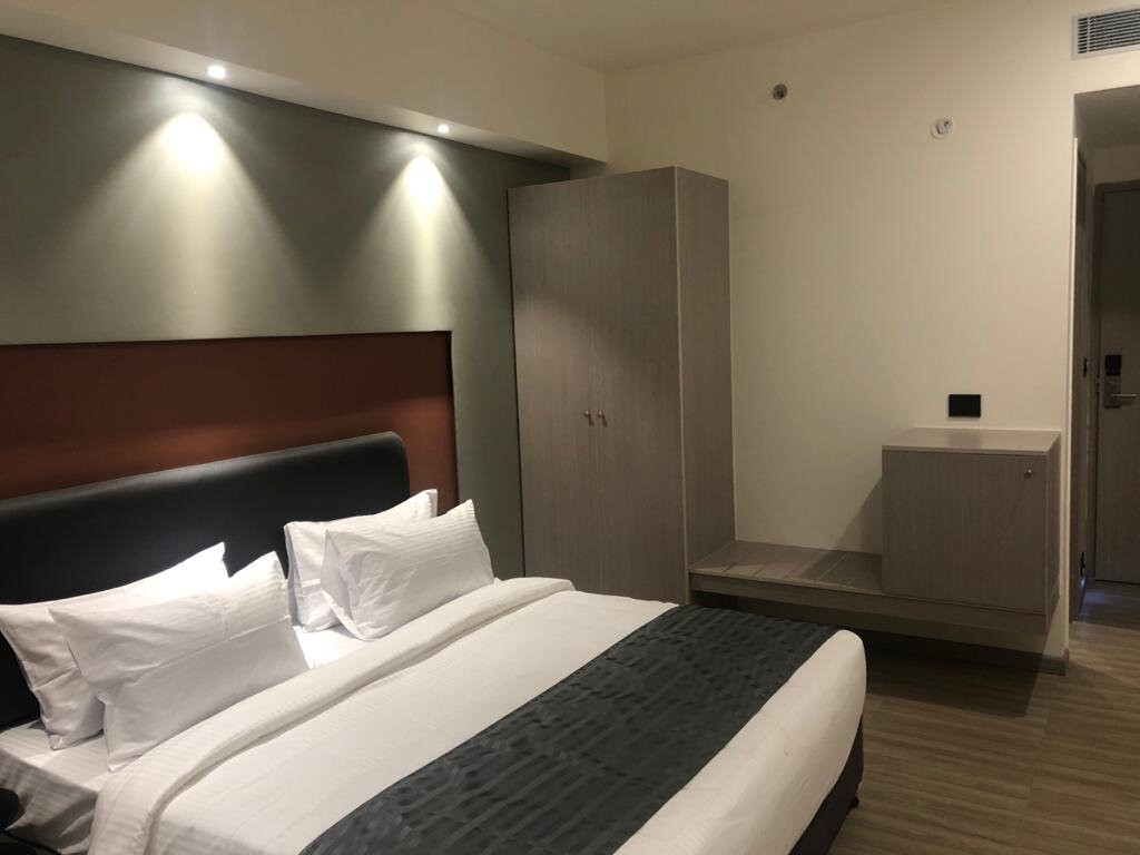 Hotel Serene by Tommaso主图