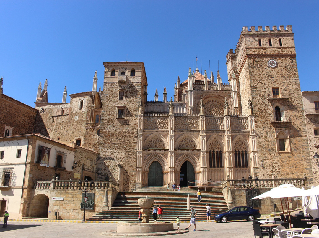 Plaza Sta. María de Guadalupe-Guadalupe必去景点