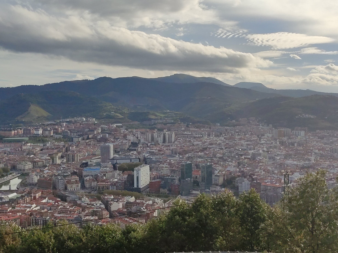 Mirador De Artxanda景点图片