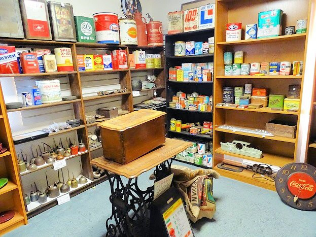 Sanders Antiques-摩根敦必去景点