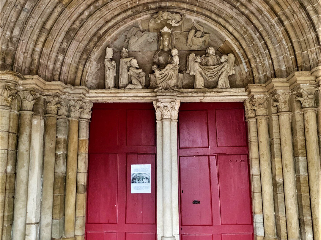 Église Notre-dame-de-la-nativité-Pontaubert必去景点