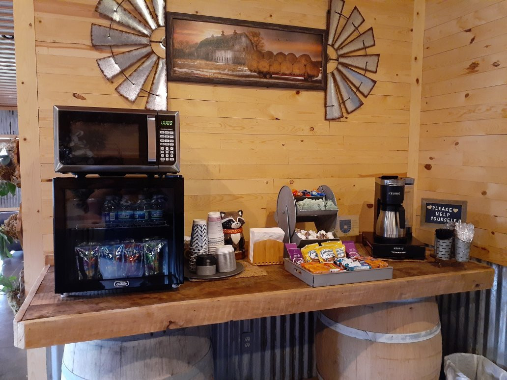 Big Horse Inn & Suites主图