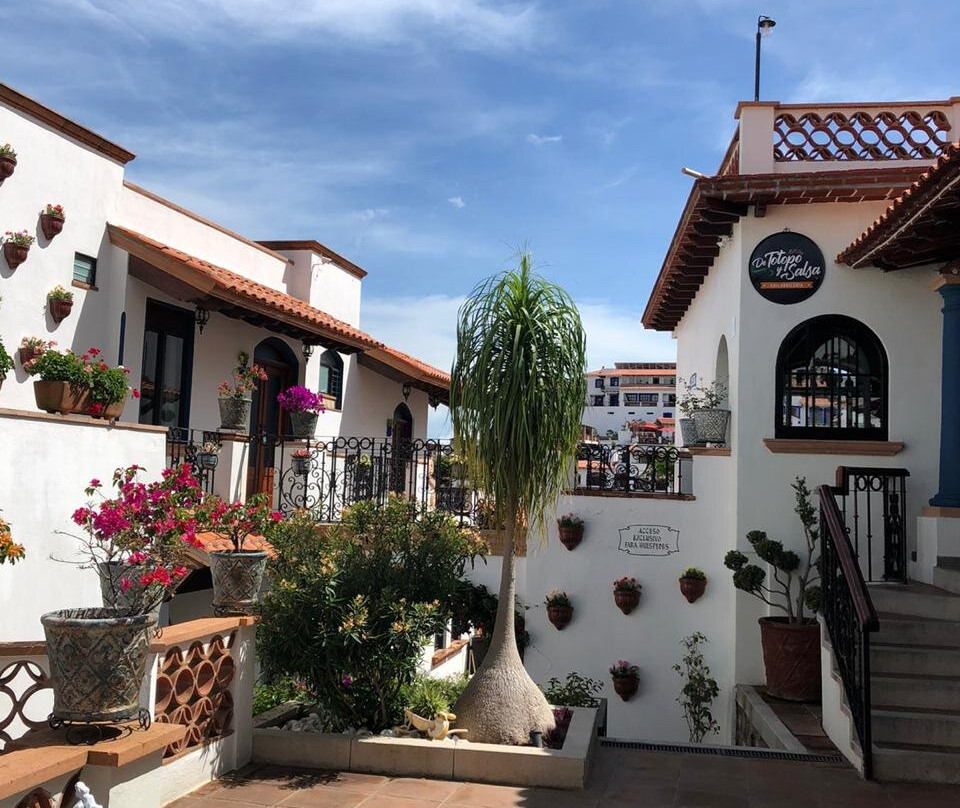 Hotel Santa Paula Taxco主图