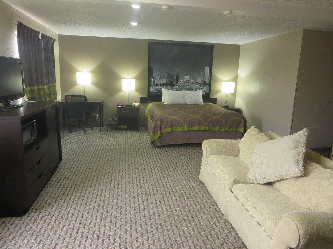 Super 8 by Wyndham Mundelein / Libertyville Area主图