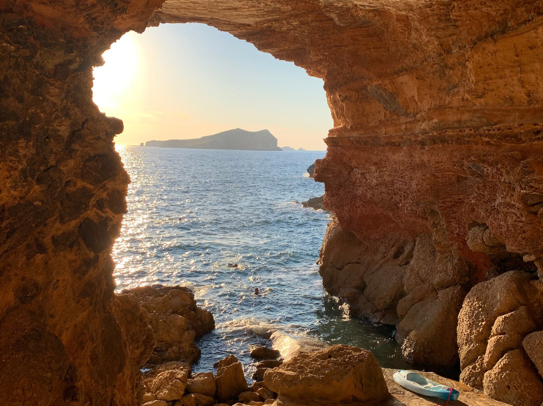 Emove Ibiza景点图片