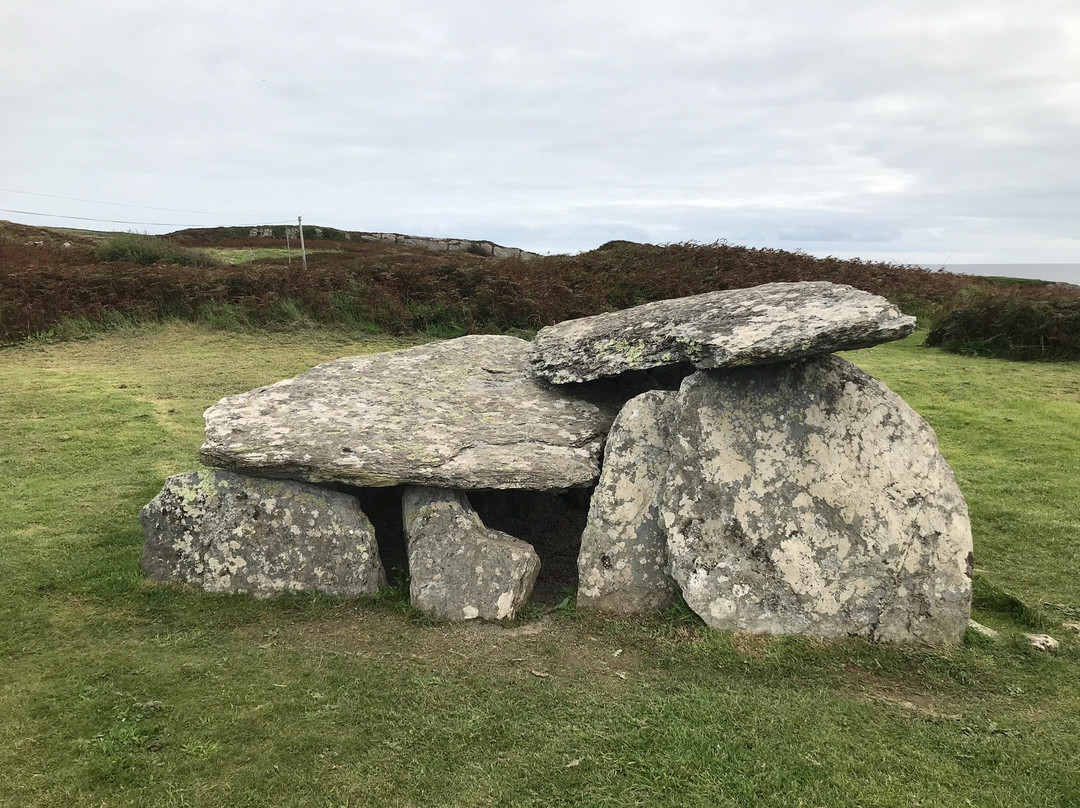 Altar Wedge Tomb-Schull必去景点
