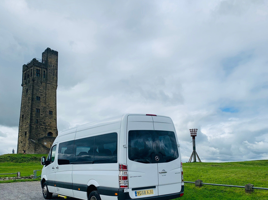 Castle Hill-Huddersfield必去景点