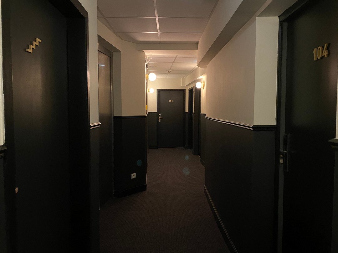 Le Miredames Hôtel-Bar主图