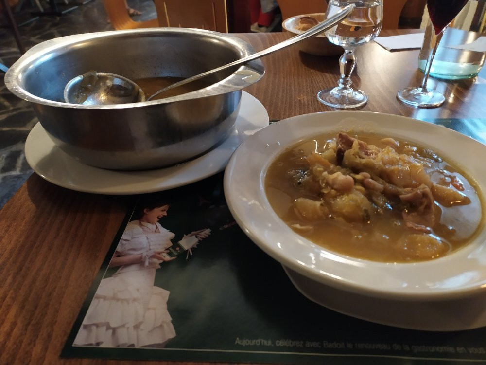 Auberge Des Pyrenees主图