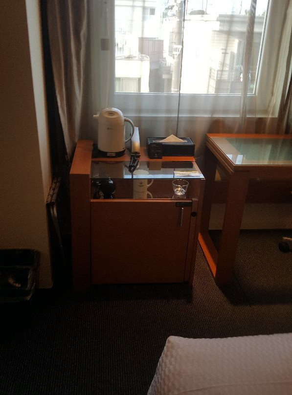 半田光辉酒店主图