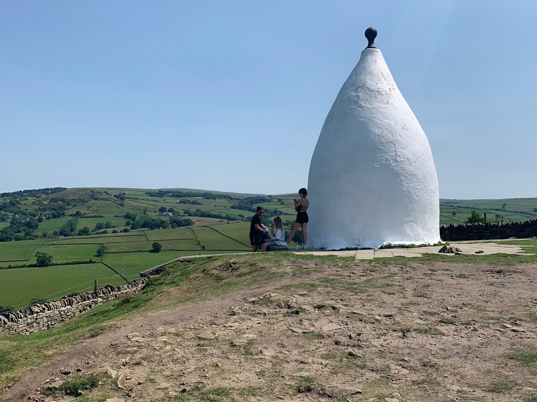 White Nancy-Bollington必去景点