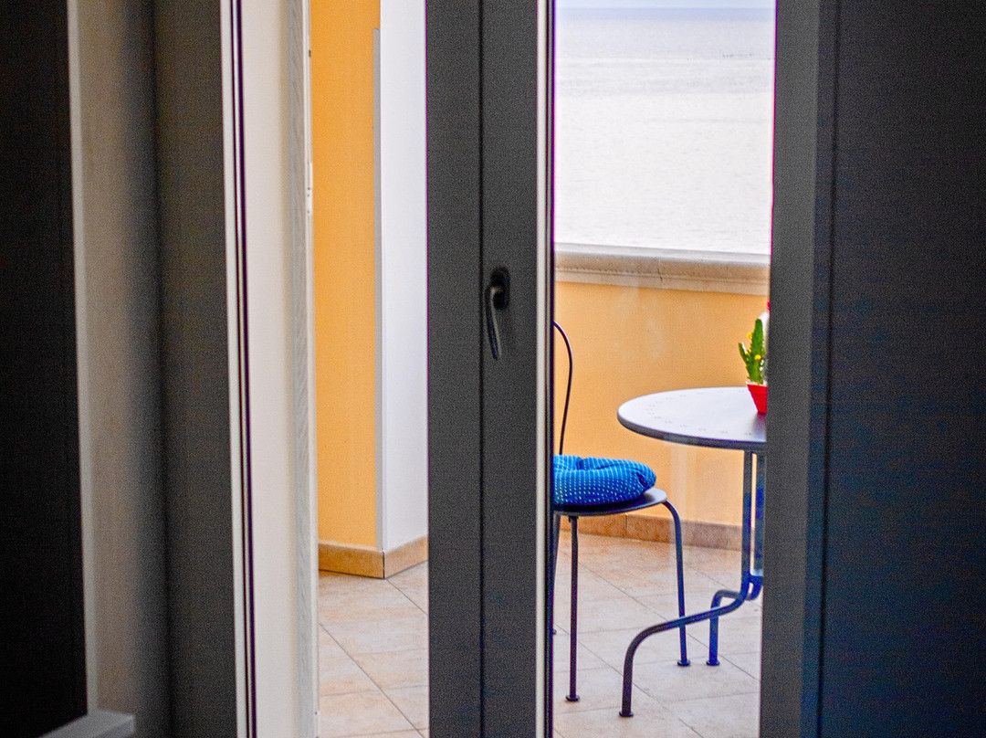 B&B The Sun 'tis主图