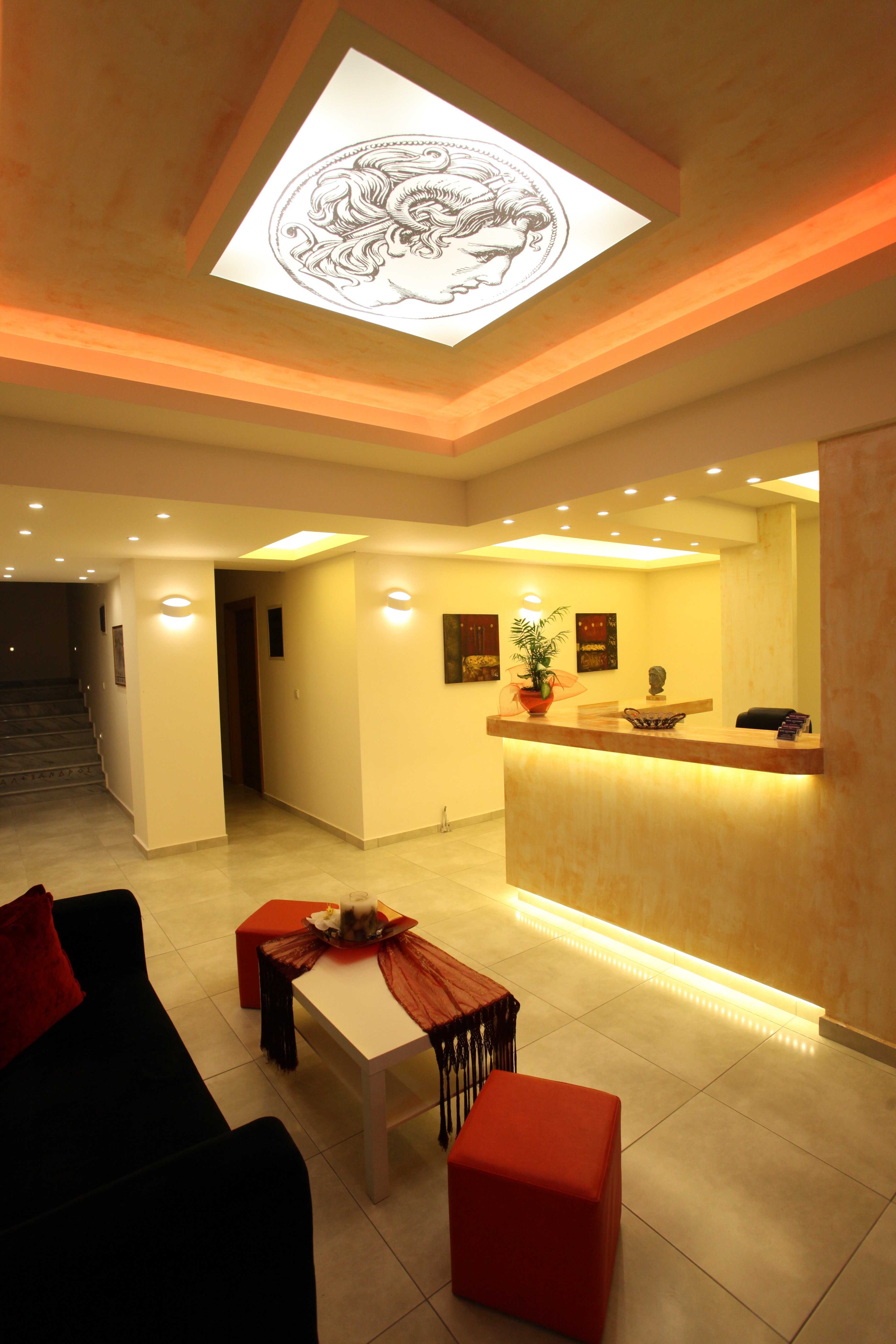 Hotel Alexandros-portrait