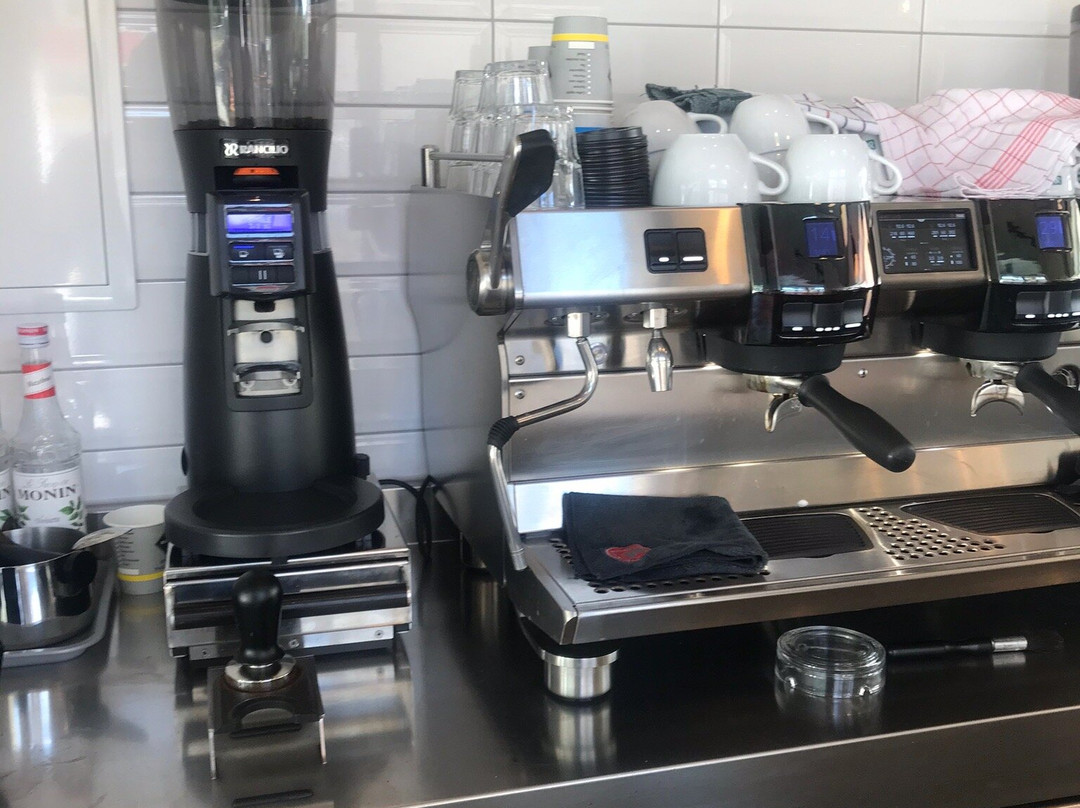 Destino Coffee and Wine Bar主图