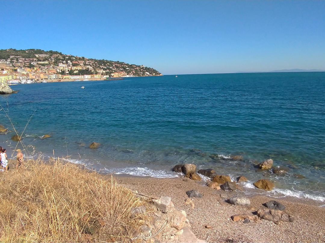 Spiaggia Libera La Cantoniera景点图片