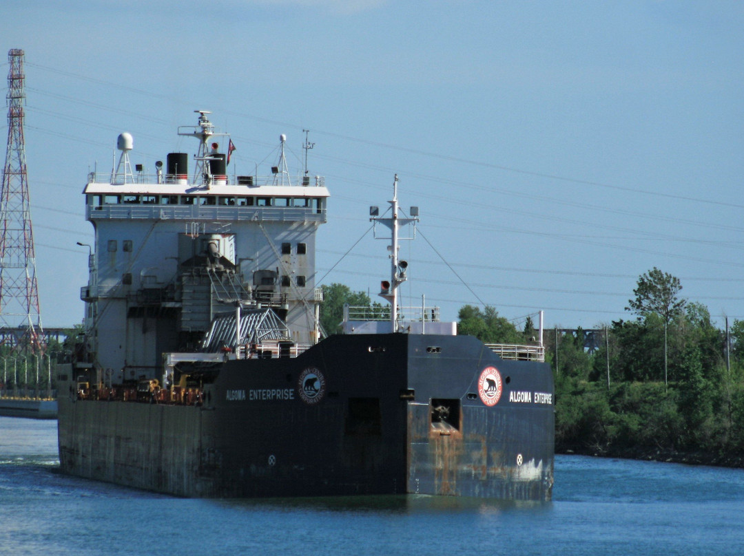 Parc Marie-Victorin-隆格伊必去景点