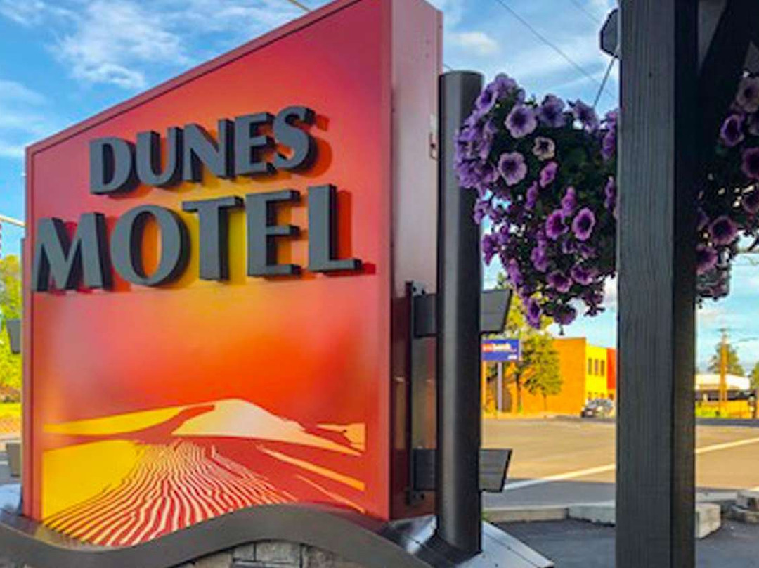 Dunes Motel主图