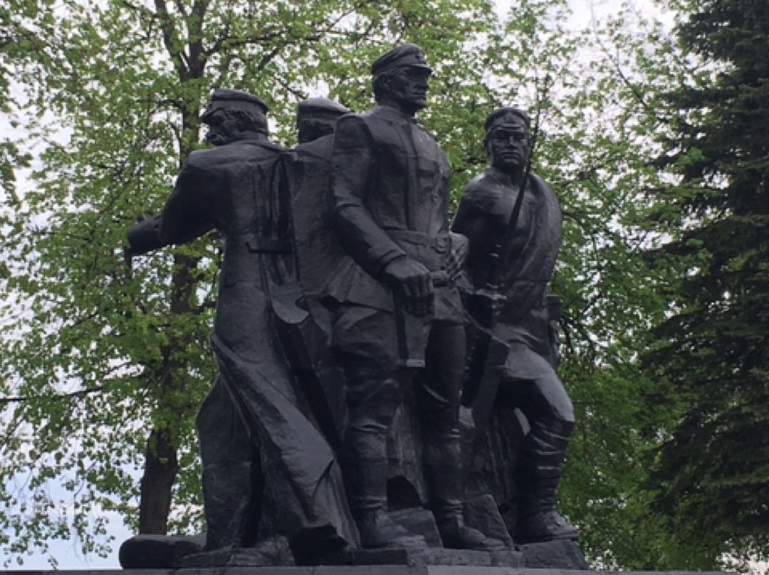 Monument to the Heroes of the Civil War-彼尔姆必去景点