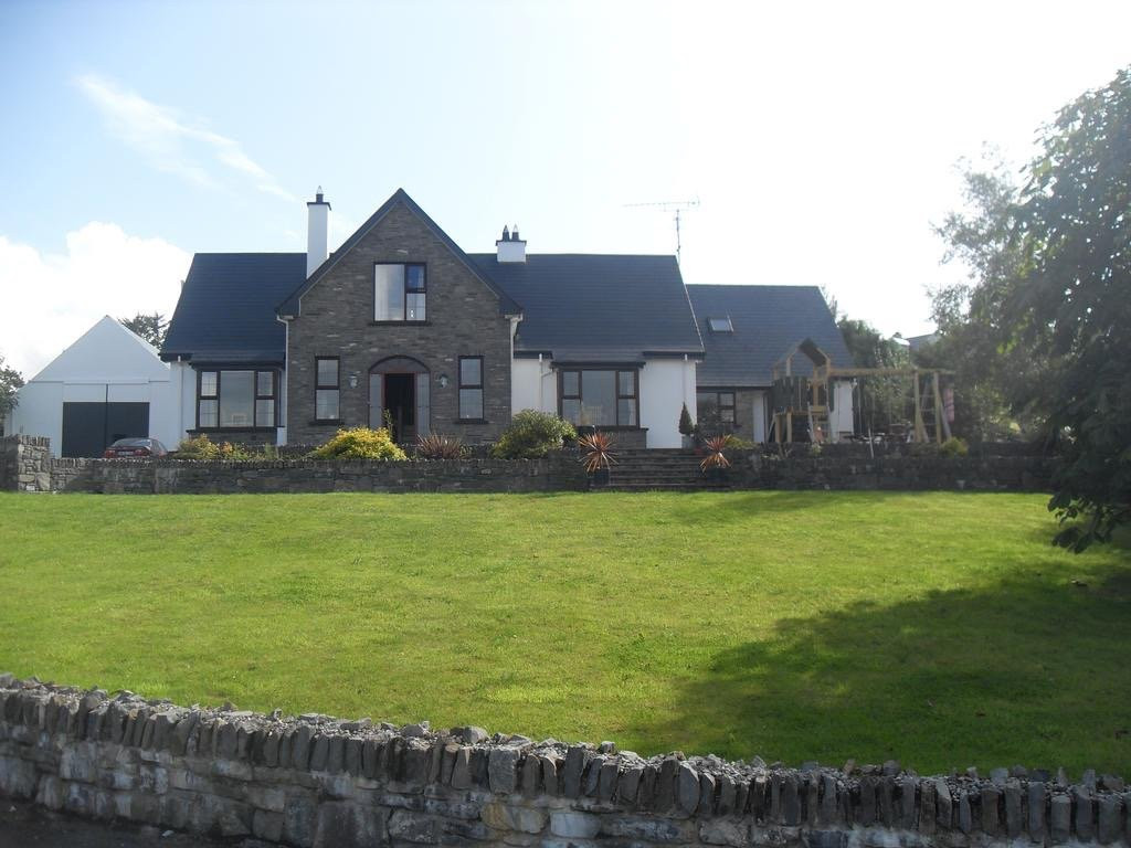 米尔城屋旅馆主图