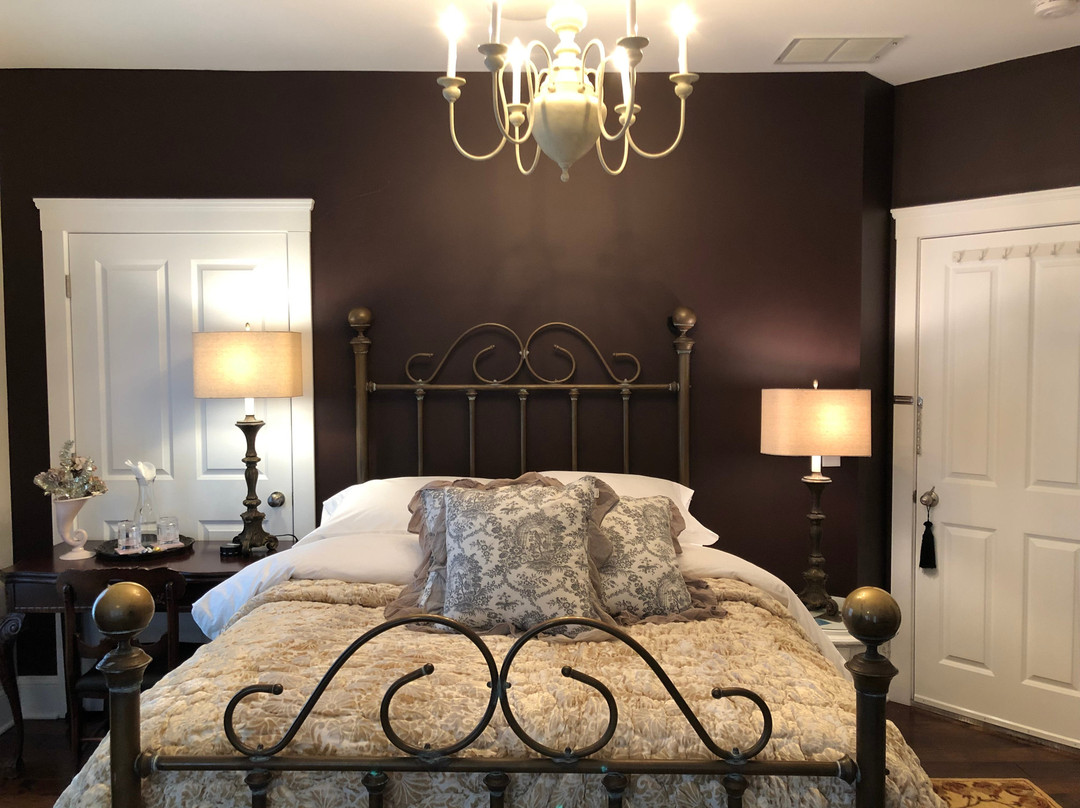 Riverside Gables Bed and Breakfast主图