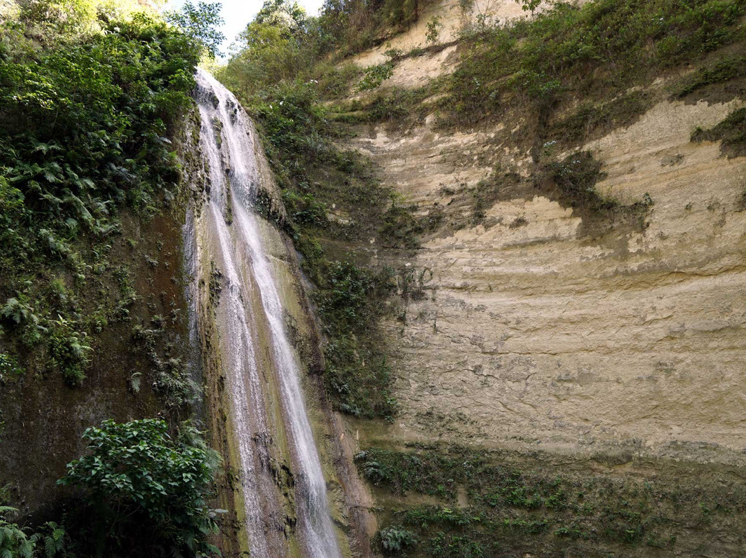 Dao Waterfalls-参波恩必去景点