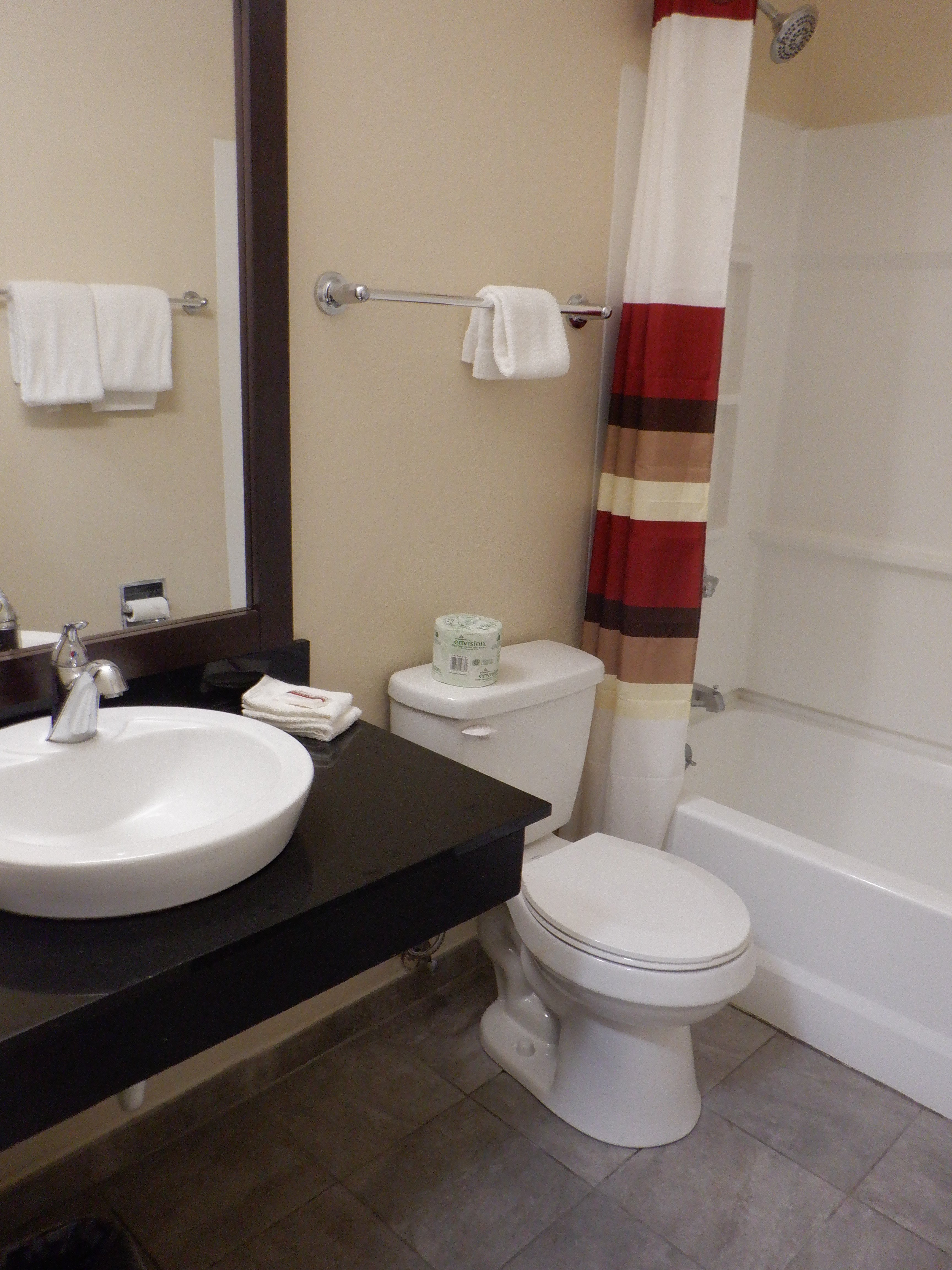 Red Roof Inn Findlay-浴室