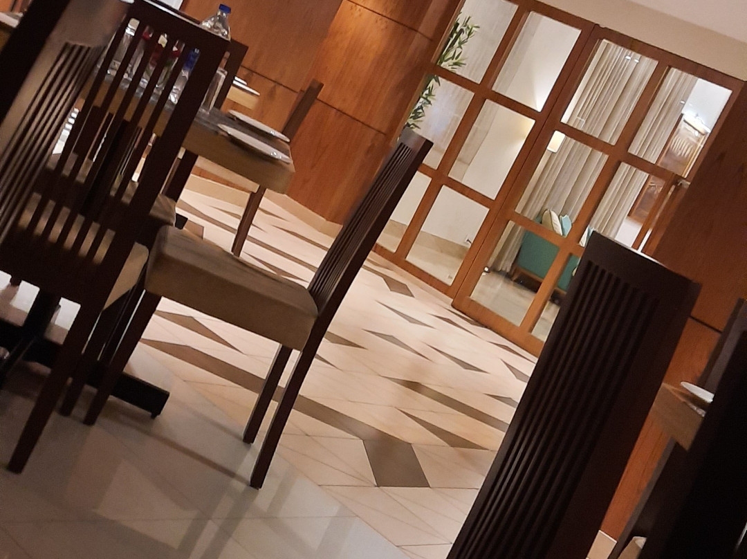 City Tower Hotel主图