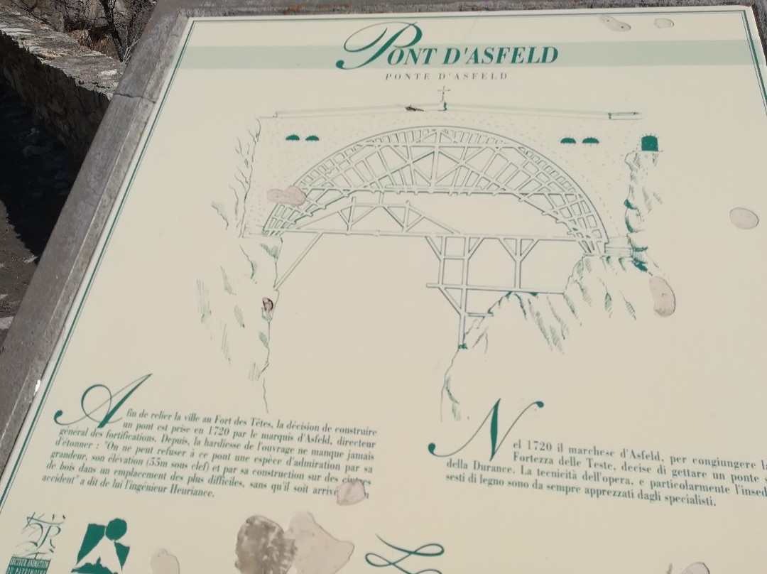 Pont d'Asfeld景点图片