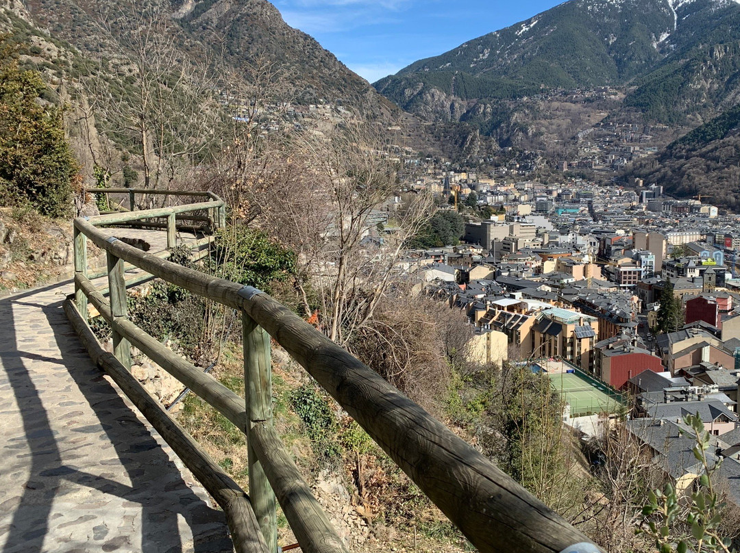 Sola Irrigation Canal Trail-安道尔城必去景点