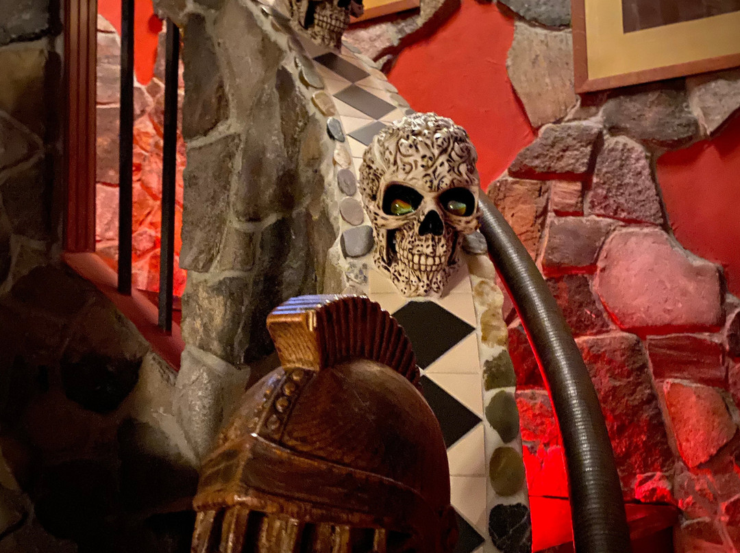 冒险套房酒店主图