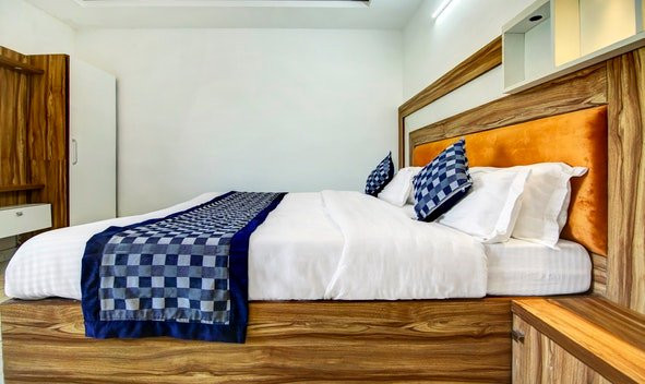 Hotel Whispering Oaks主图