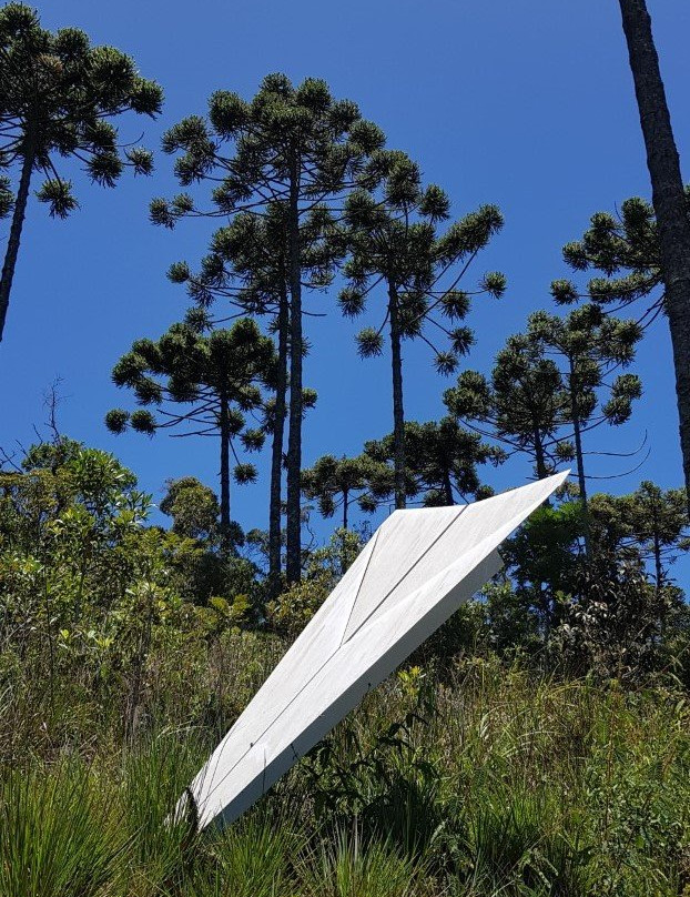 特丽巴酒店主图