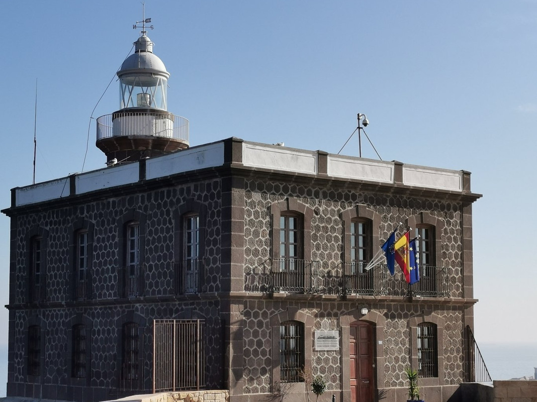 Faro de Melilla La Vieja-梅利利亚必去景点