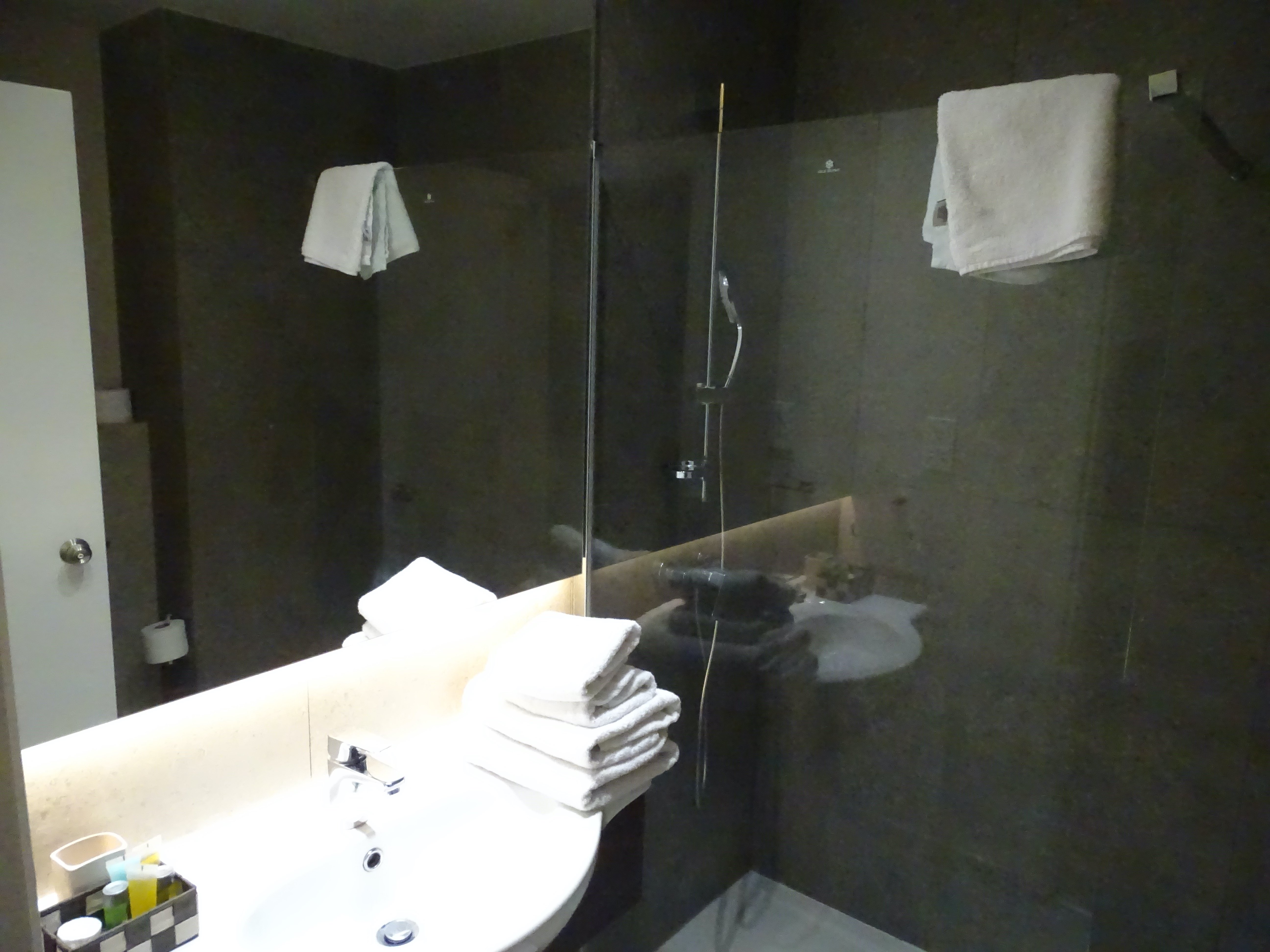 Rodon Hotel & Resort-浴室