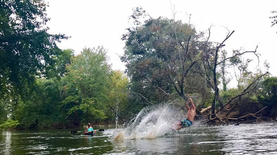 Brown Bear Canoe and Kayak rentals-亨茨维尔必去景点