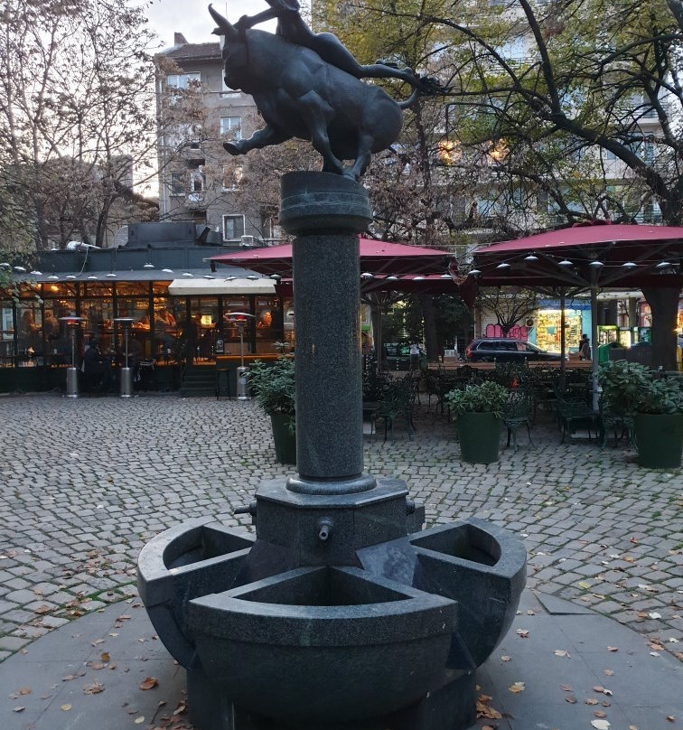 Slaveikov Square-索非亚必去景点