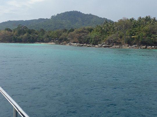 le saint tropez phuket-查龙必去景点