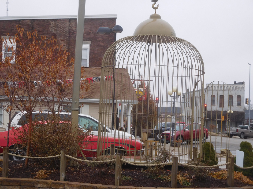 Giant Bird Cage-Casey必去景点