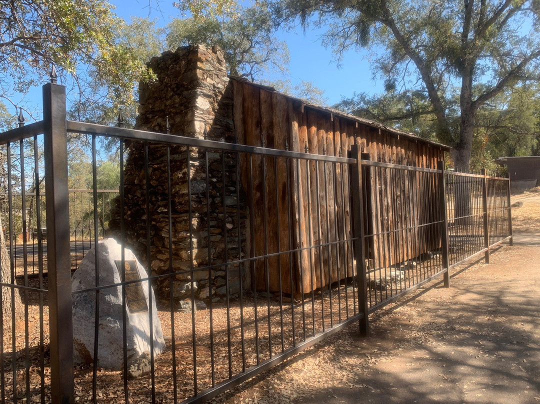 California Historical Landmark 138 - Mark Twain Cabin-Tuolumne必去景点