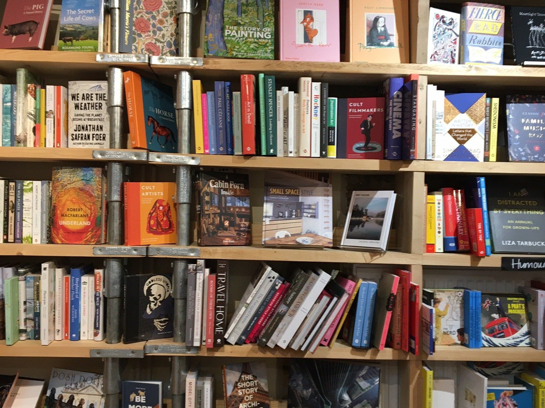 Jaffe & Neale Bookshop and Cafe Stow-山地斯托必去景点
