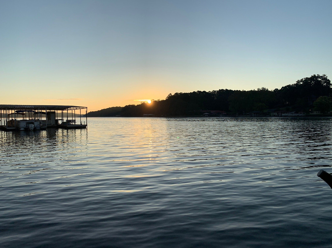 Long Island Lake Resort主图