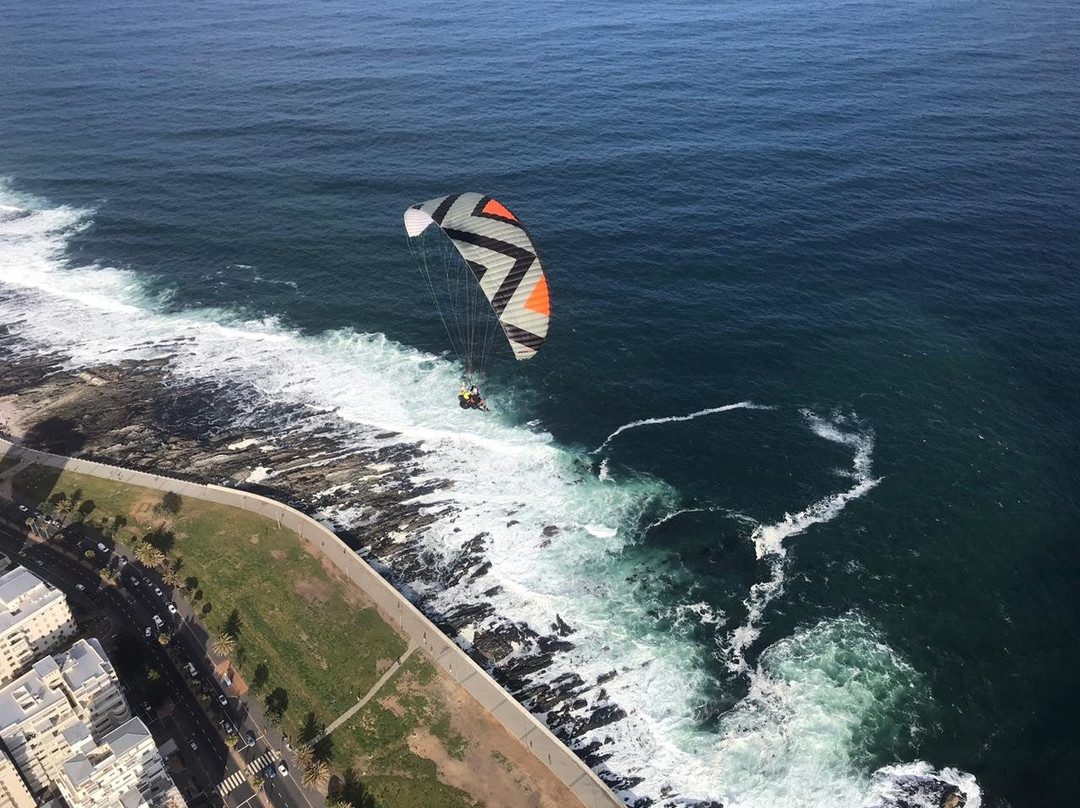 Wallend-Air School of Paragliding-Wynberg必去景点