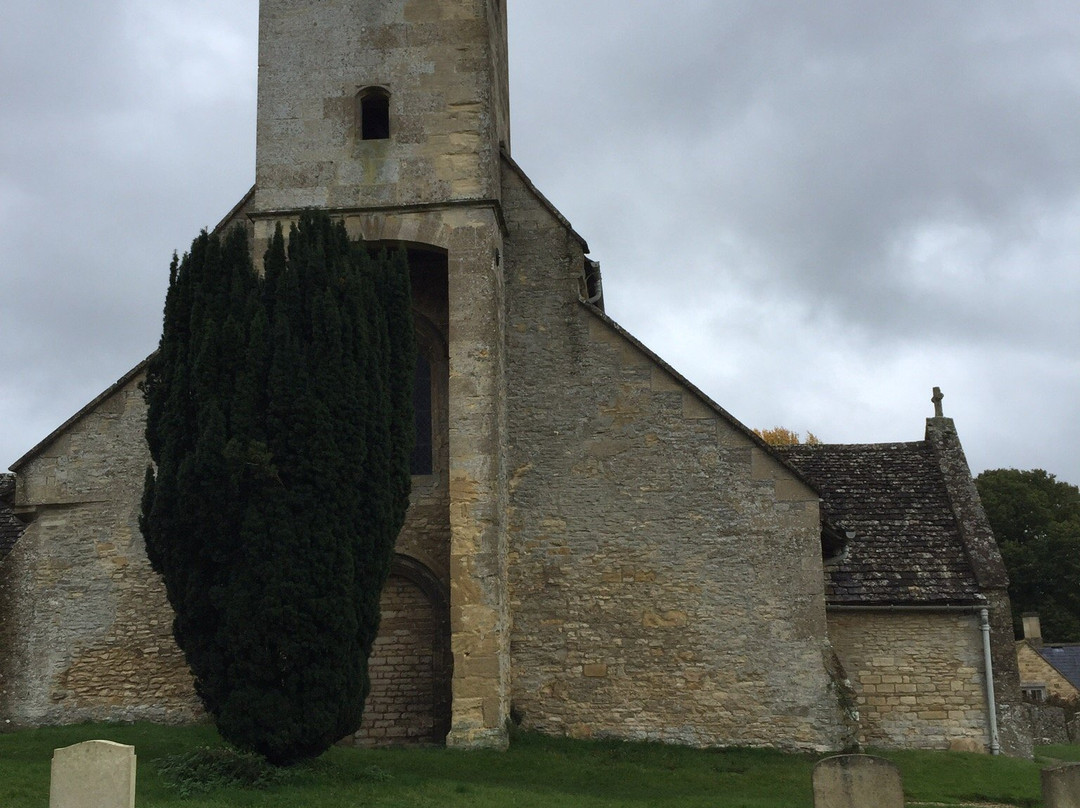 St Mary's Church-Swinbrook必去景点