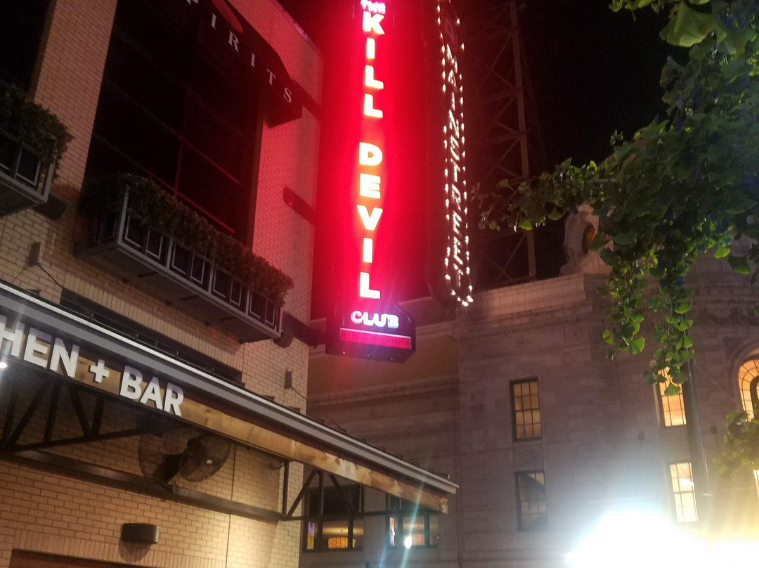 Power and Light District-堪萨斯城必去景点